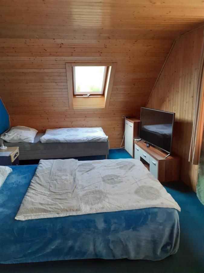 Rd Cerncin Bucovice Apartment Екстериор снимка